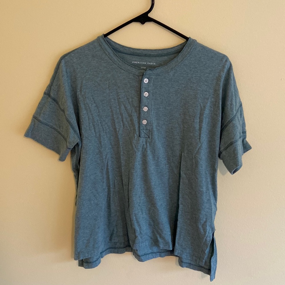 Green heathered American Eagle Henley Tee size:s